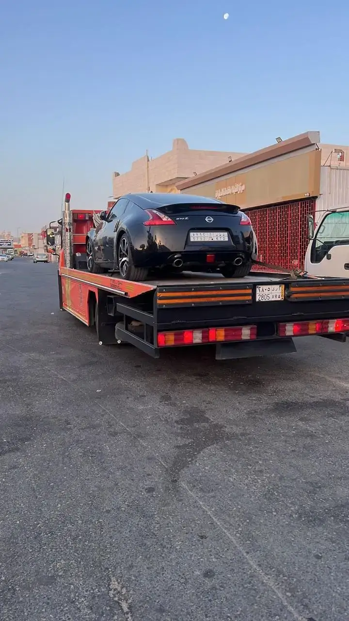 نقل سيارة Nissan 370Z